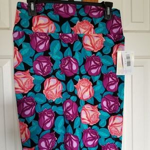 Lularoe Rose's cassie